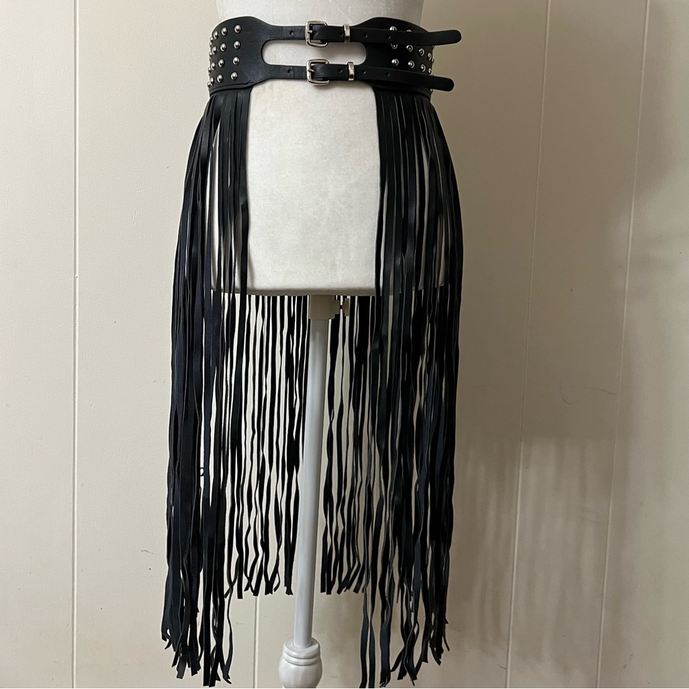 Fringed Leather Hip Belt — Black - Picture 3 of 10
